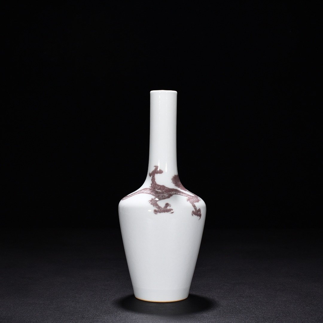Qing Dynasty Kangxi underglaze red dragon vase