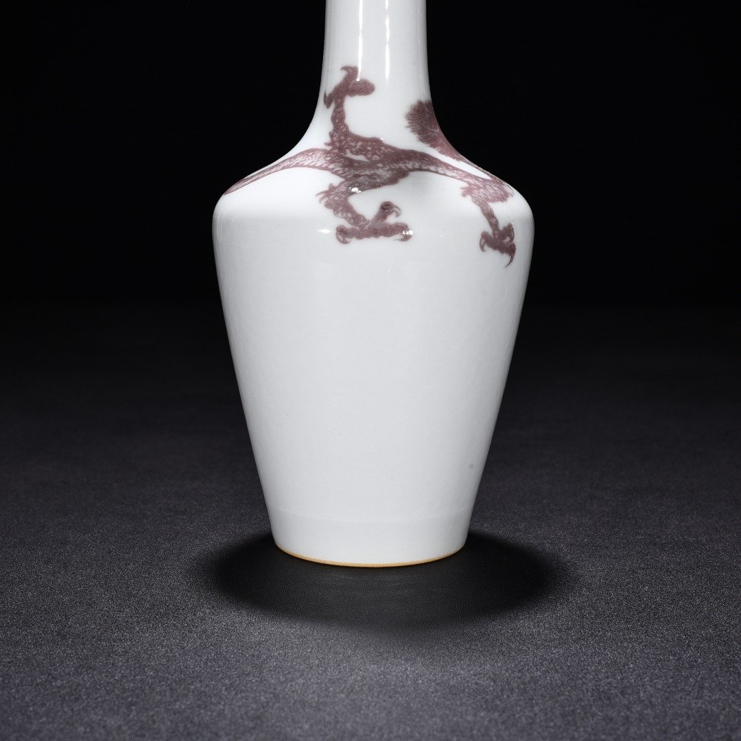 Qing Dynasty Kangxi underglaze red dragon vase