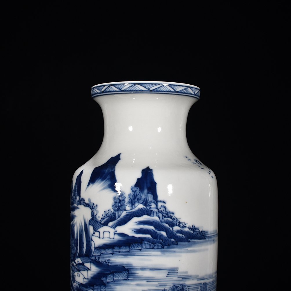 Qing Dynasty Kangxi blue and white landscape stick vase