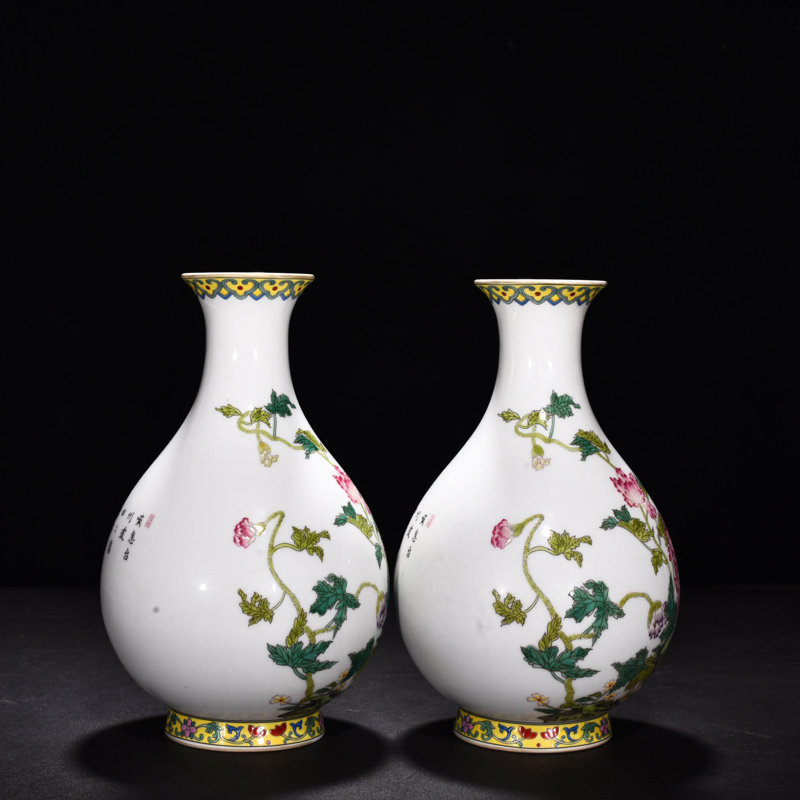 Qing Dynasty Yongzheng enamel flower pattern jade pot spring vase