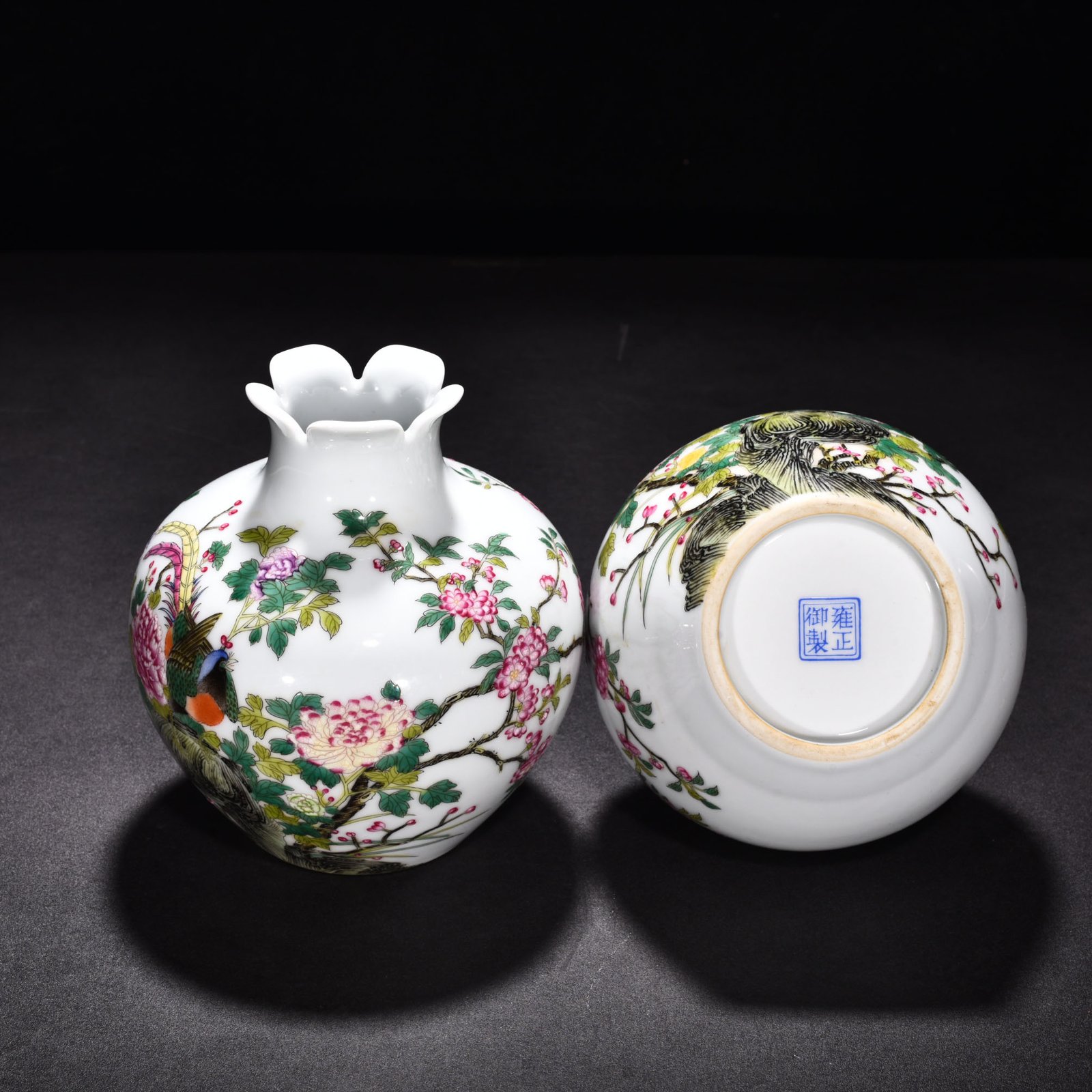 Qing Dynasty Yongzheng enamel pomegranate statue
