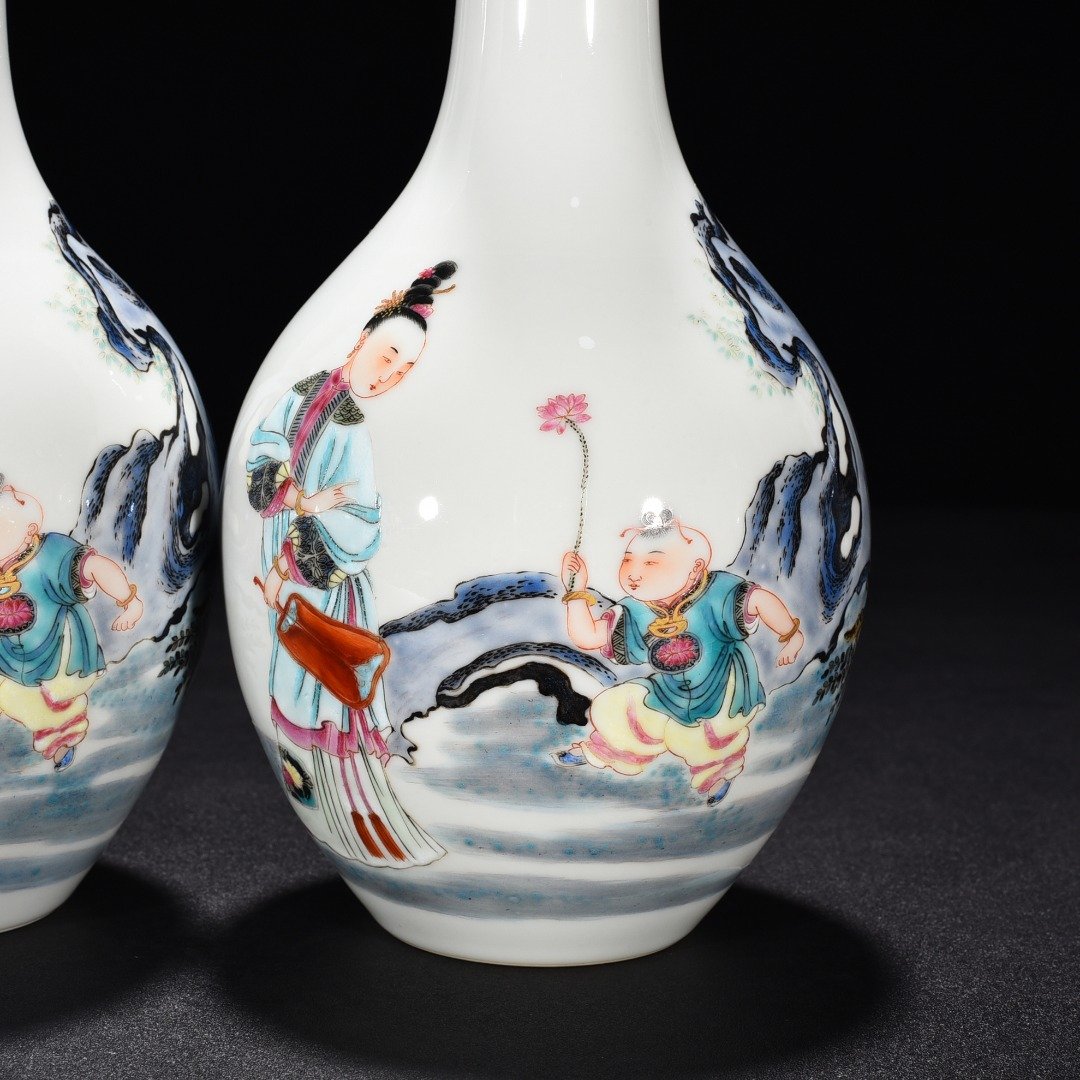 Qing Dynasty Yongzheng Godson Character Bile Vase