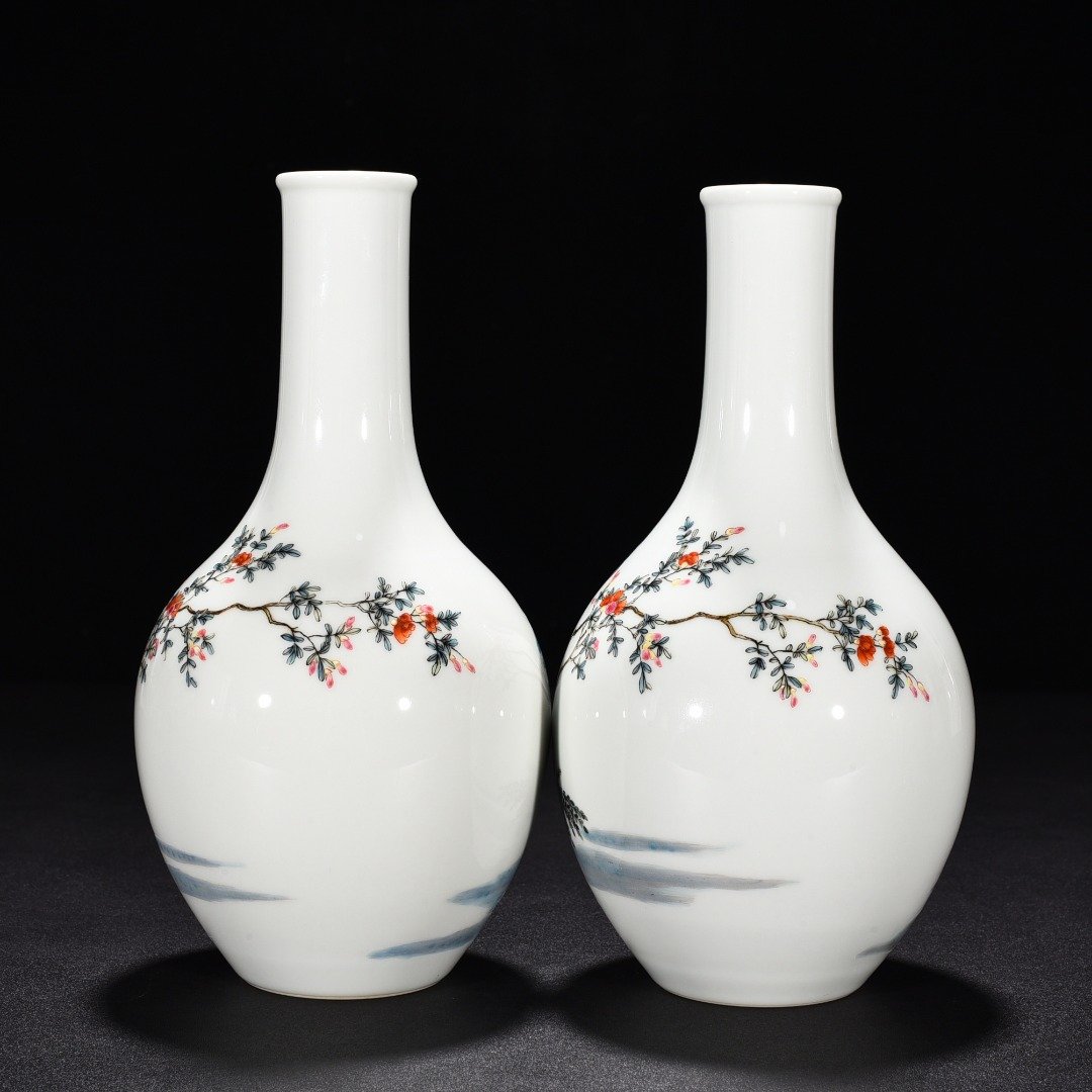 Qing Dynasty Yongzheng Godson Character Bile Vase