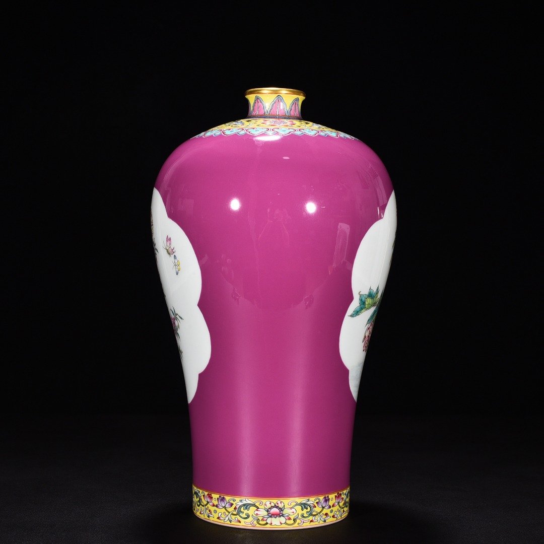 Qing Dynasty Yongzheng rouge red glaze plum vase