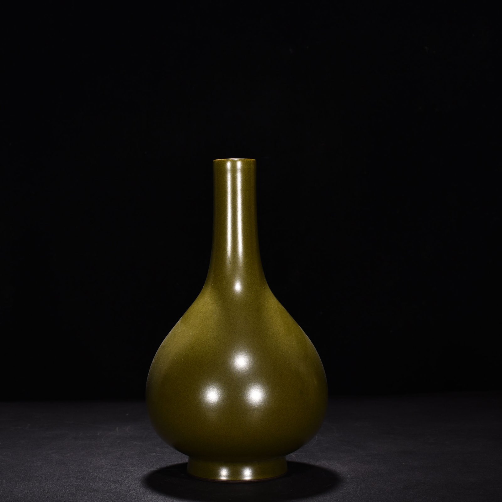 Qing Dynasty Yongzheng tea powder bottle