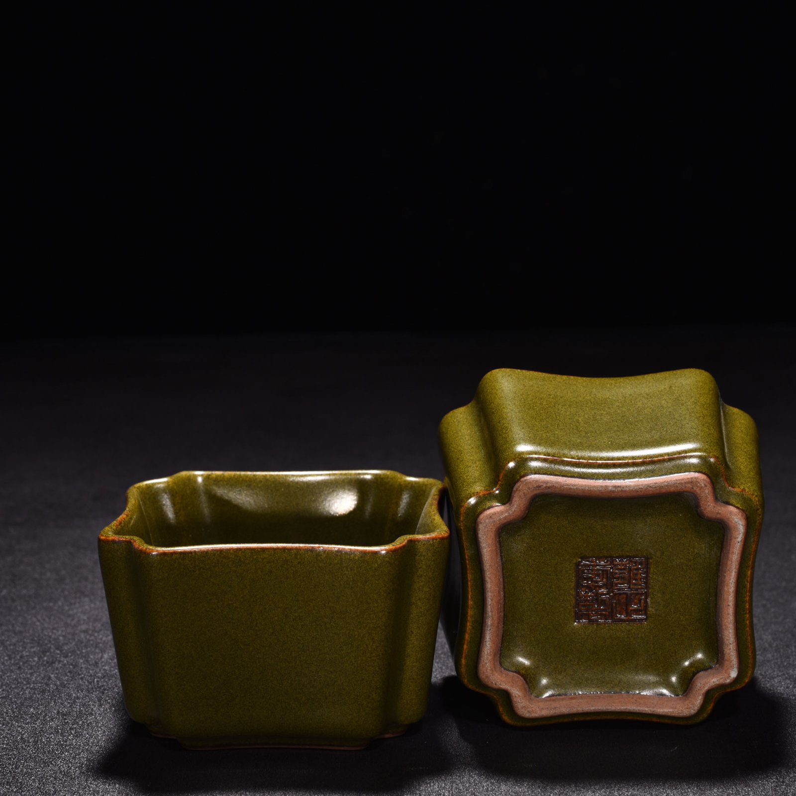 Qing Dynasty Yongzheng tea powder glazed square cup