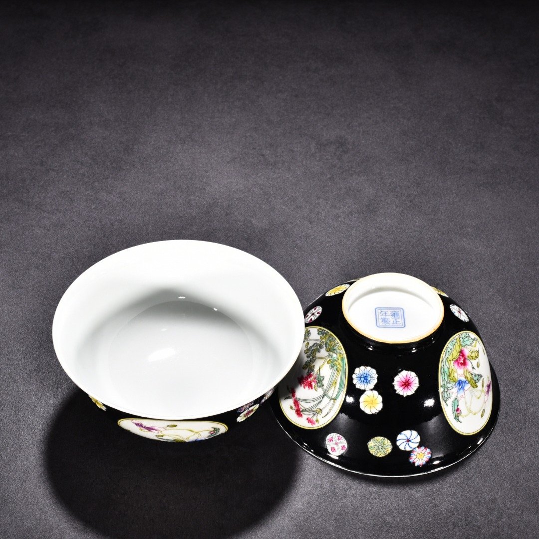Qing Dynasty Yongzheng black ground enamel poppy bowl
