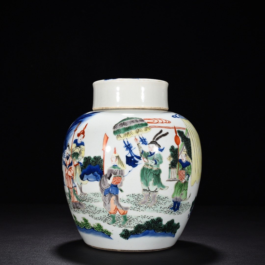 Qing Dynasty Shunzhi blue and white colorful character story lid jar