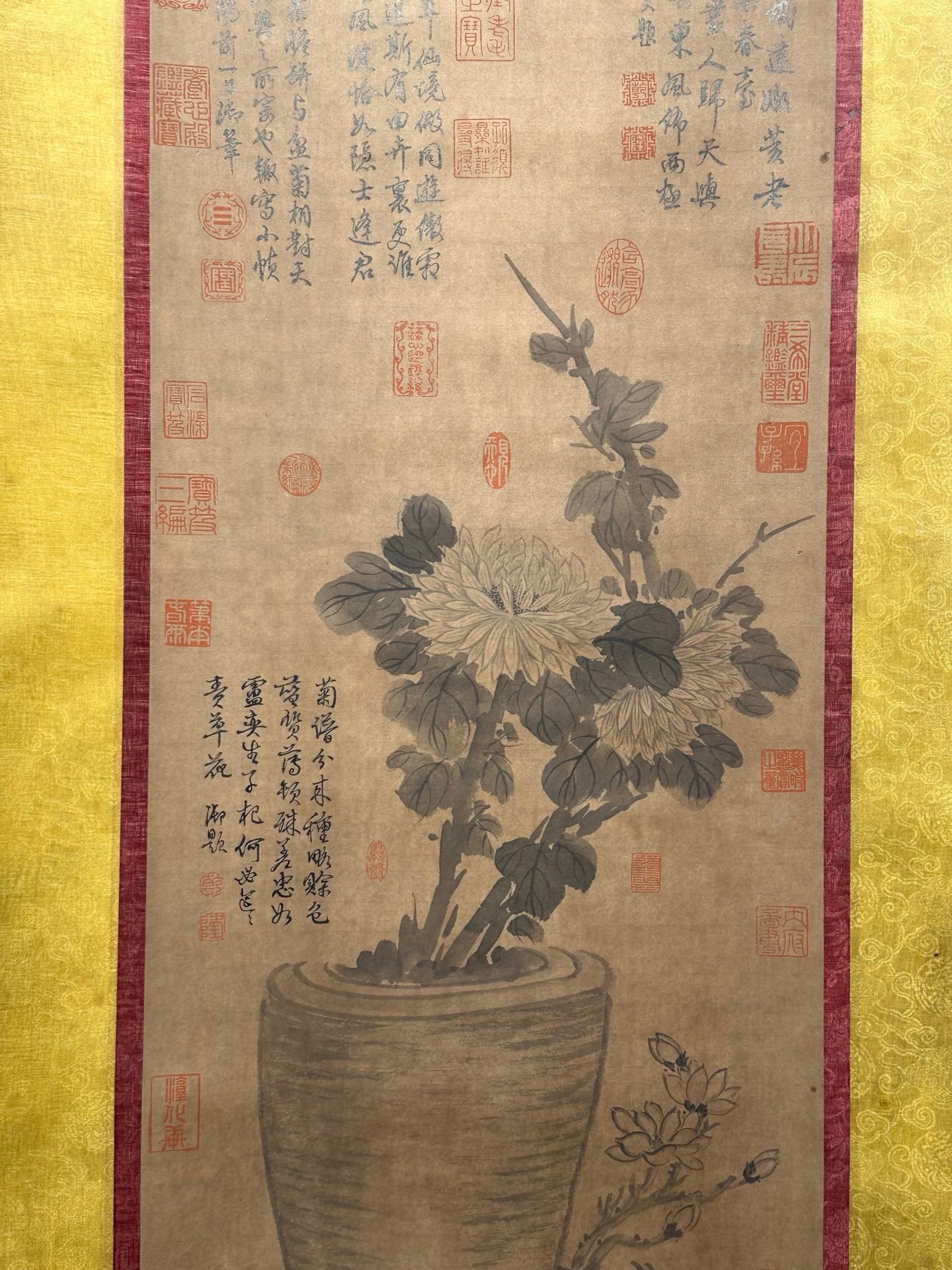 Chinese scroll painting Han Long