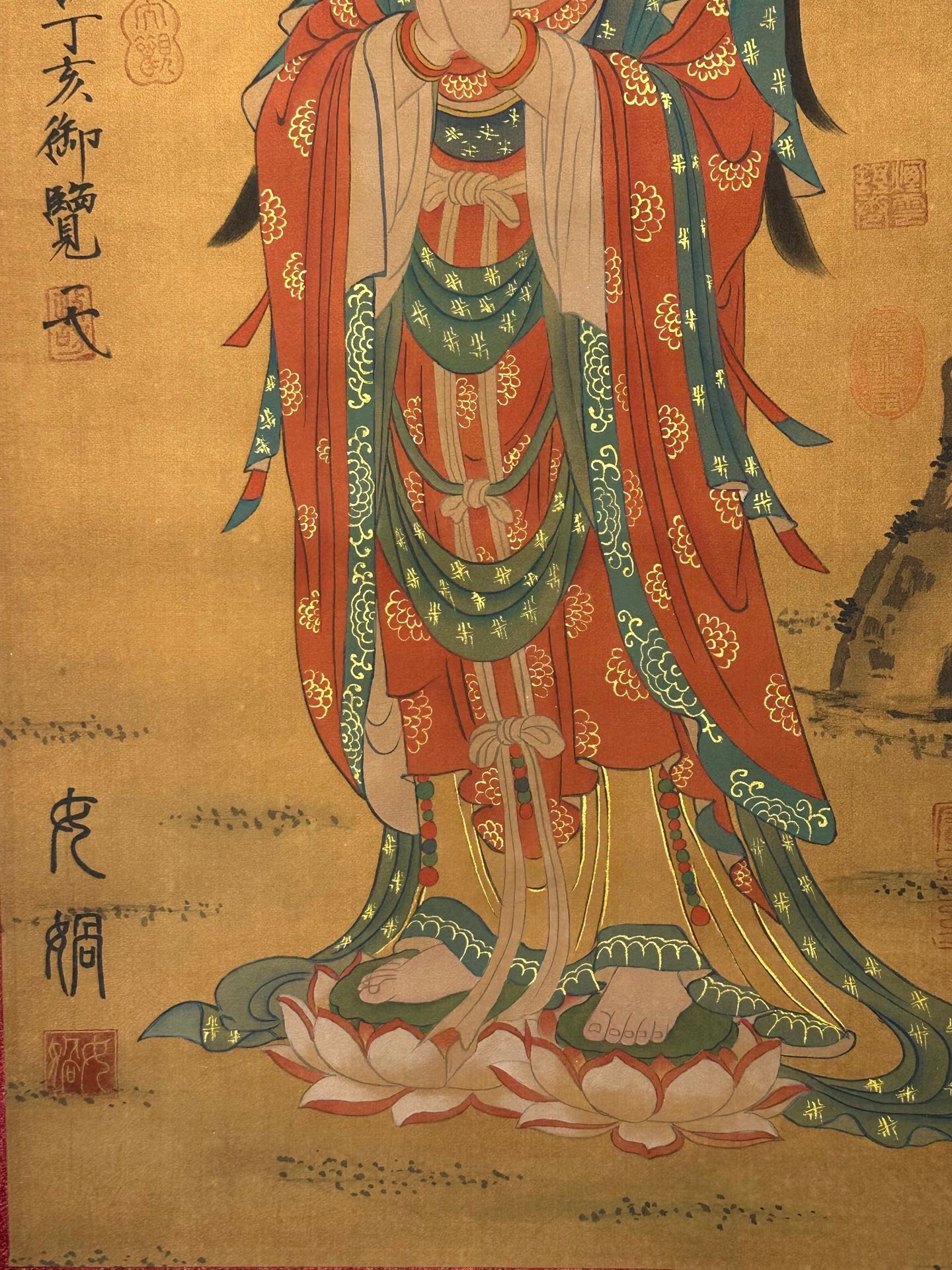 Chinese scroll painting Guanyin