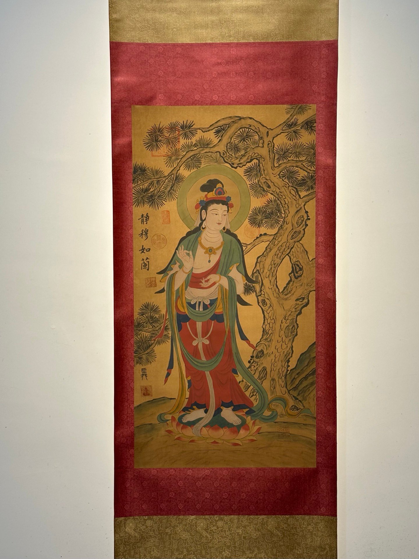 Chinese scroll painting Guanyin