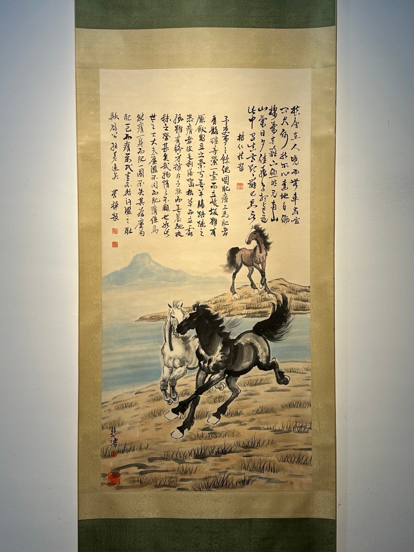 Chinese scroll painting Xu Beihong