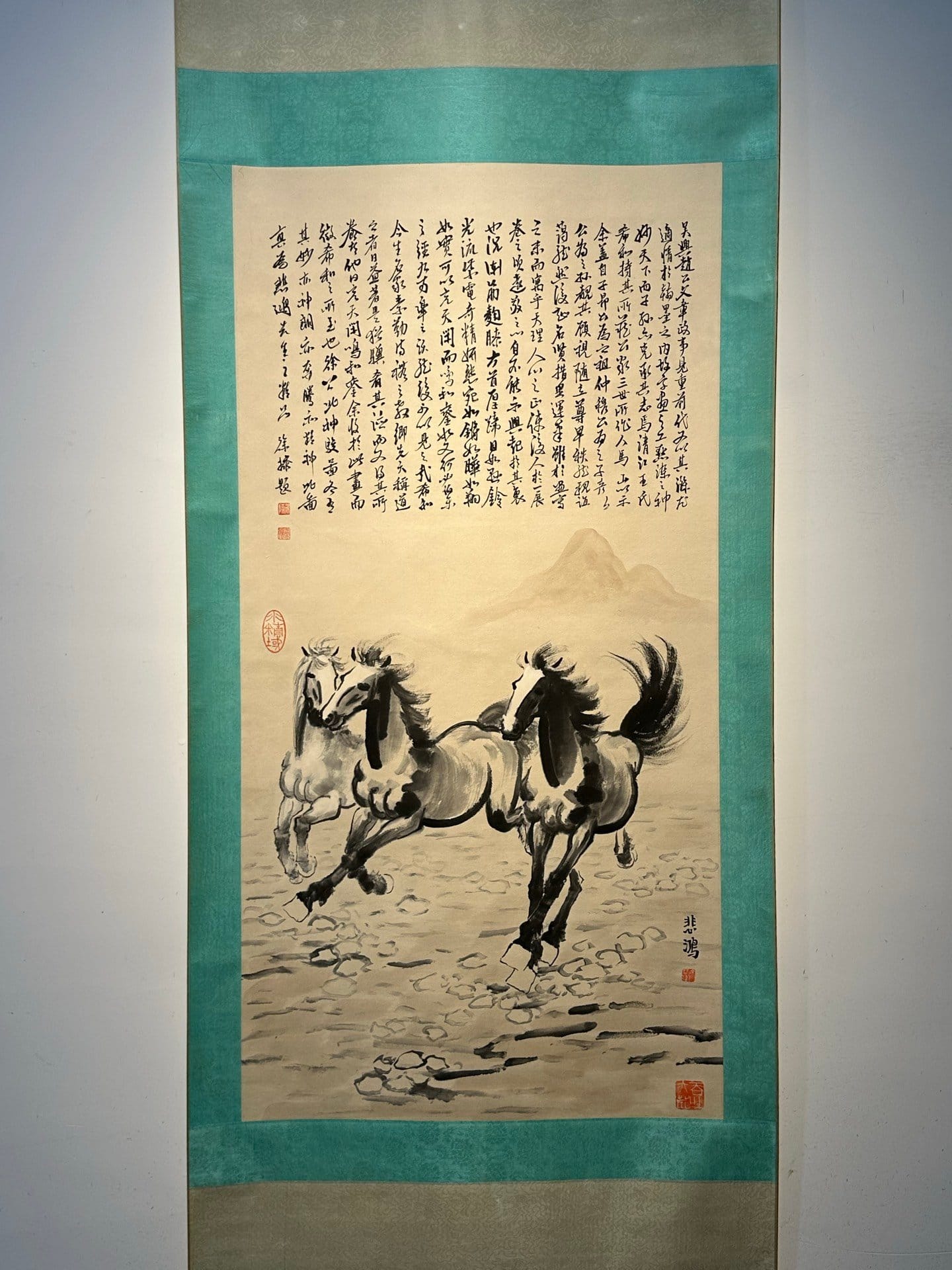 Chinese scroll painting Xu Beihong