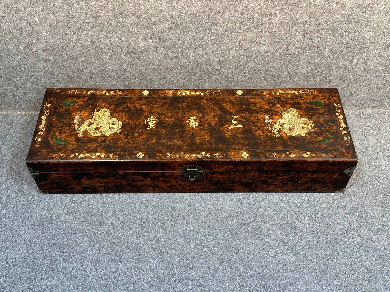 Chinese scroll painting Cold Mei