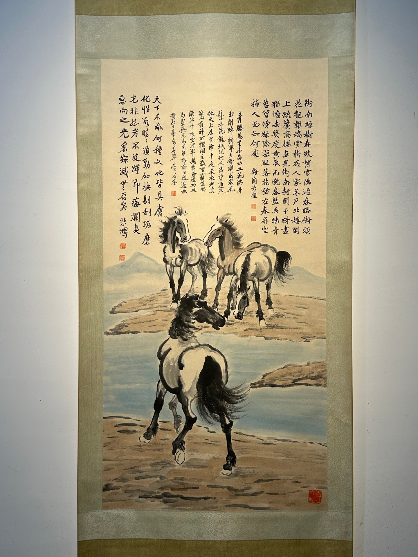 Chinese scroll painting Xu Beihong