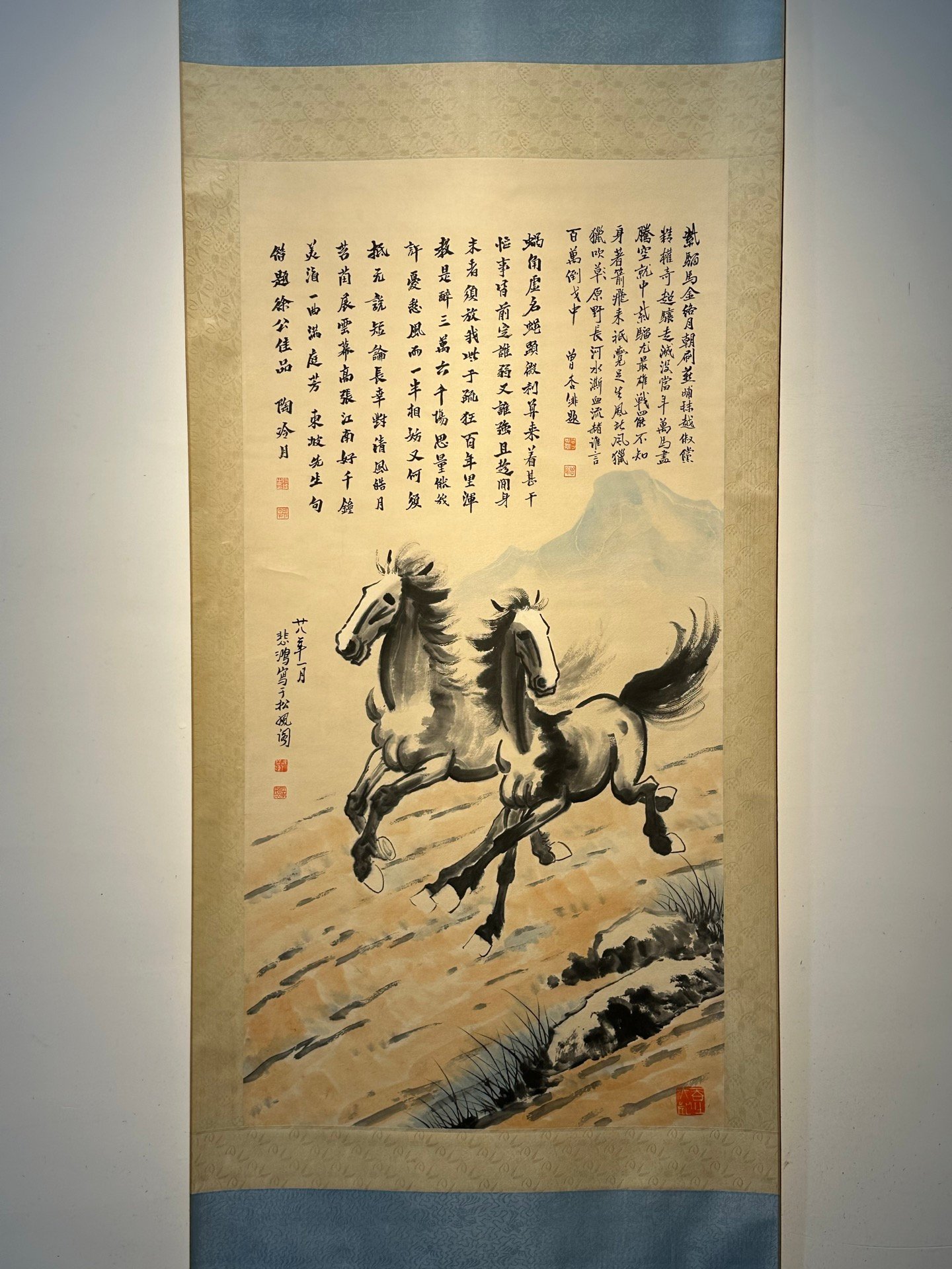Chinese scroll painting Xu Beihong