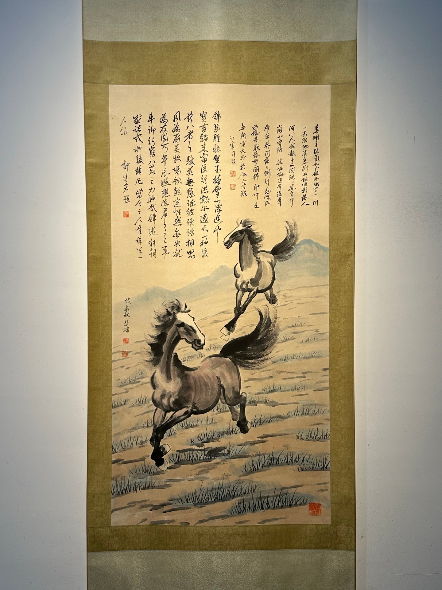 Chinese scroll painting Xu Beihong