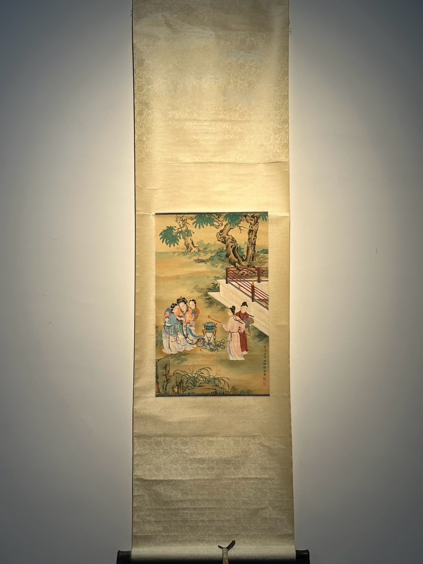 Chinese scroll painting Gu Luo