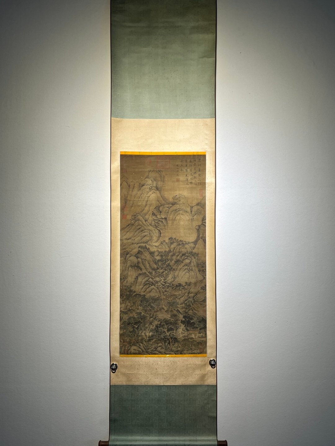 Chinese scroll painting Guan Tong