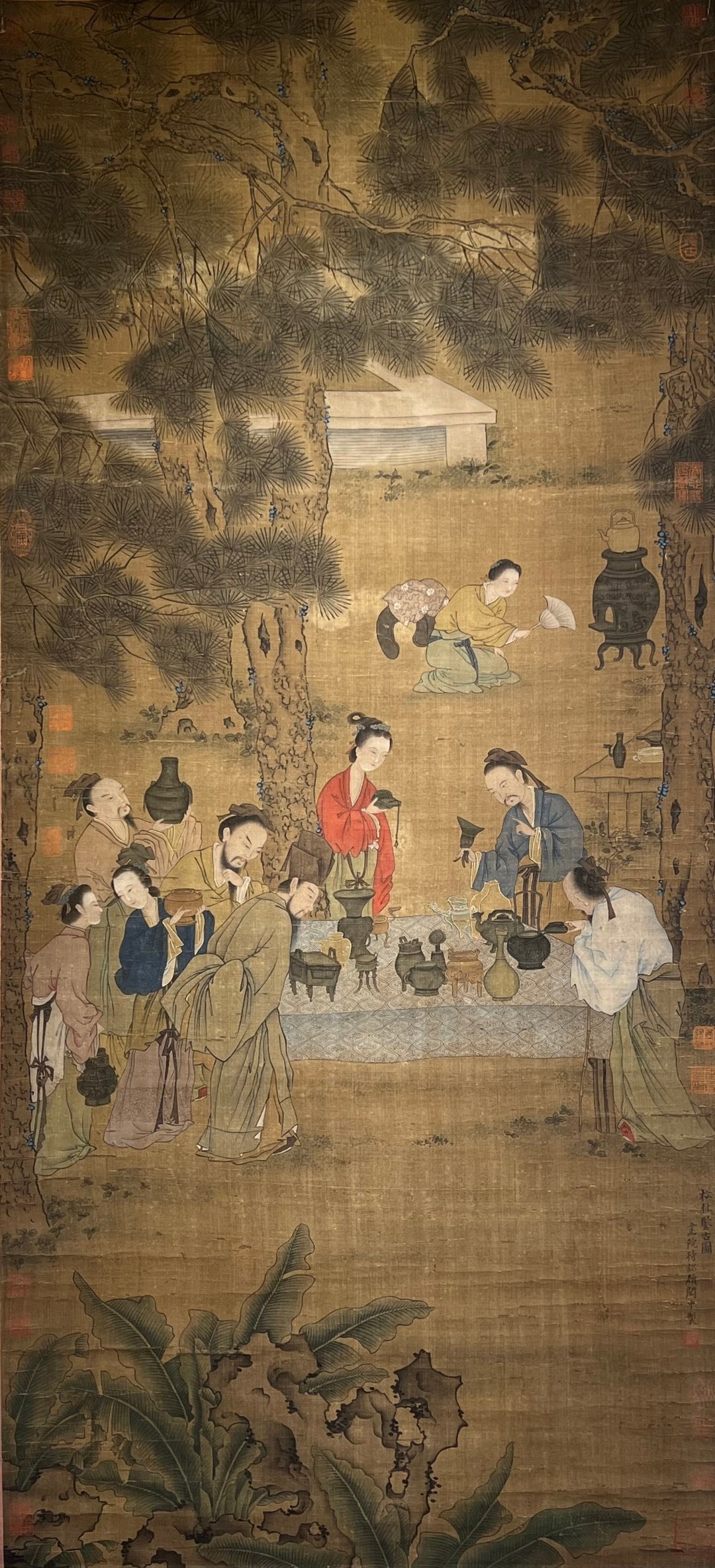 Chinese scroll painting Gu Hongzhong