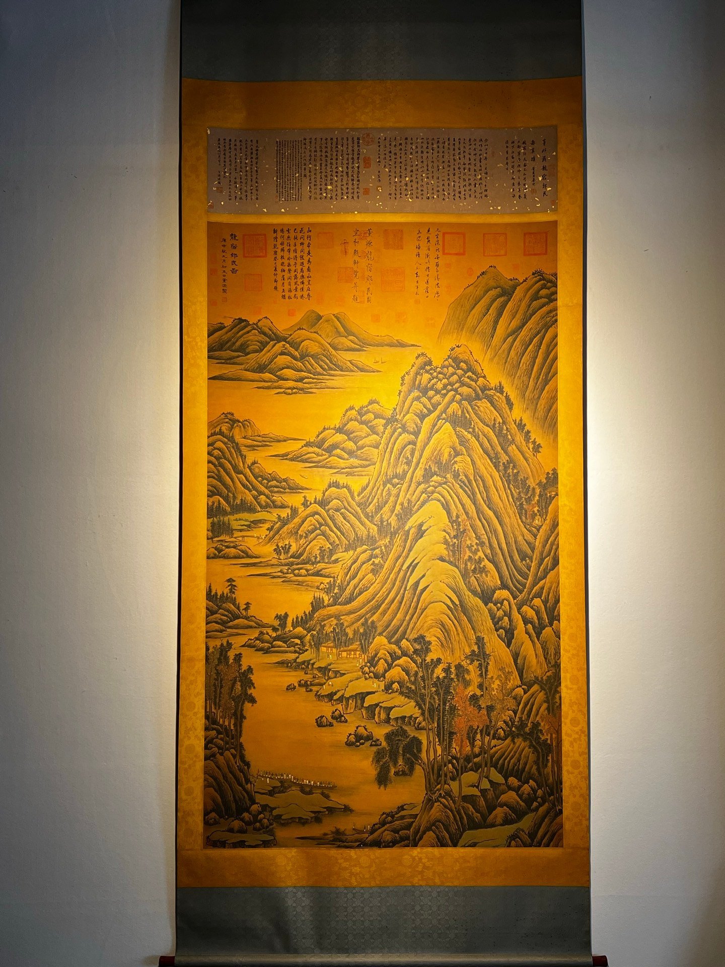 Chinese scroll painting Dong Yuan