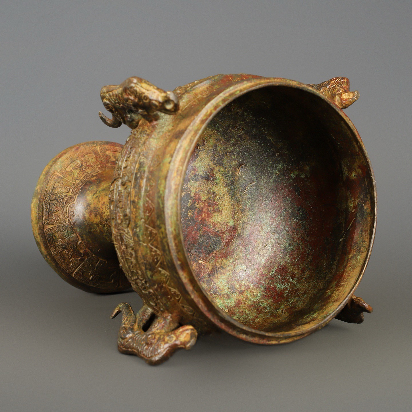 Han Dynasty Bronze Four Dragon Round Bean