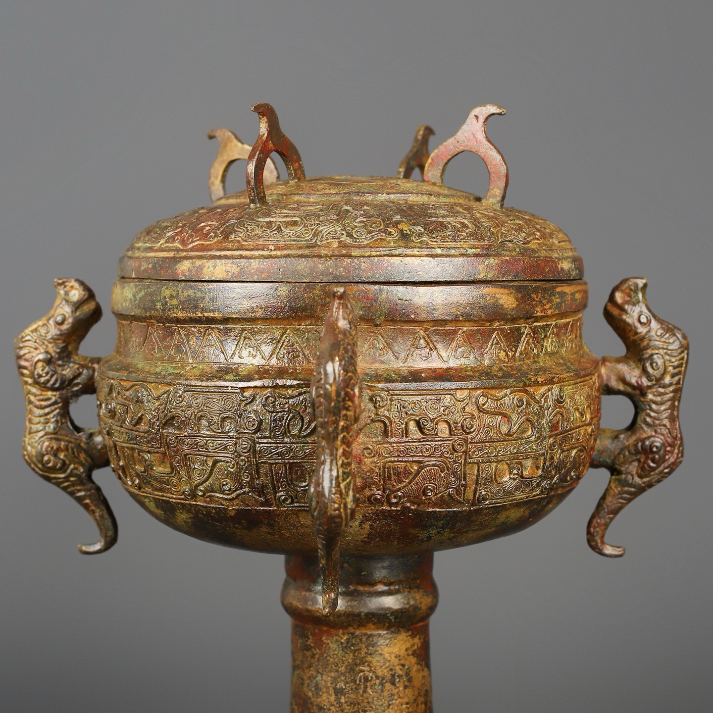 Han Dynasty Bronze Four Dragon Round Bean