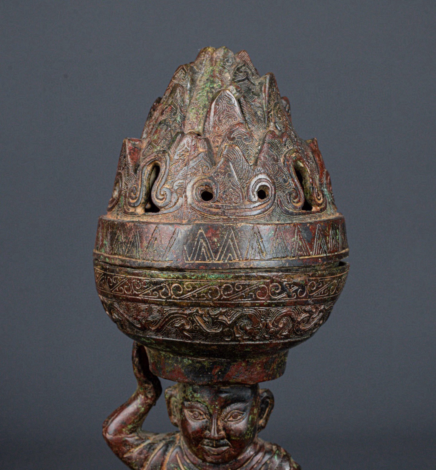 Han Dynasty Bronze human top incense furnace