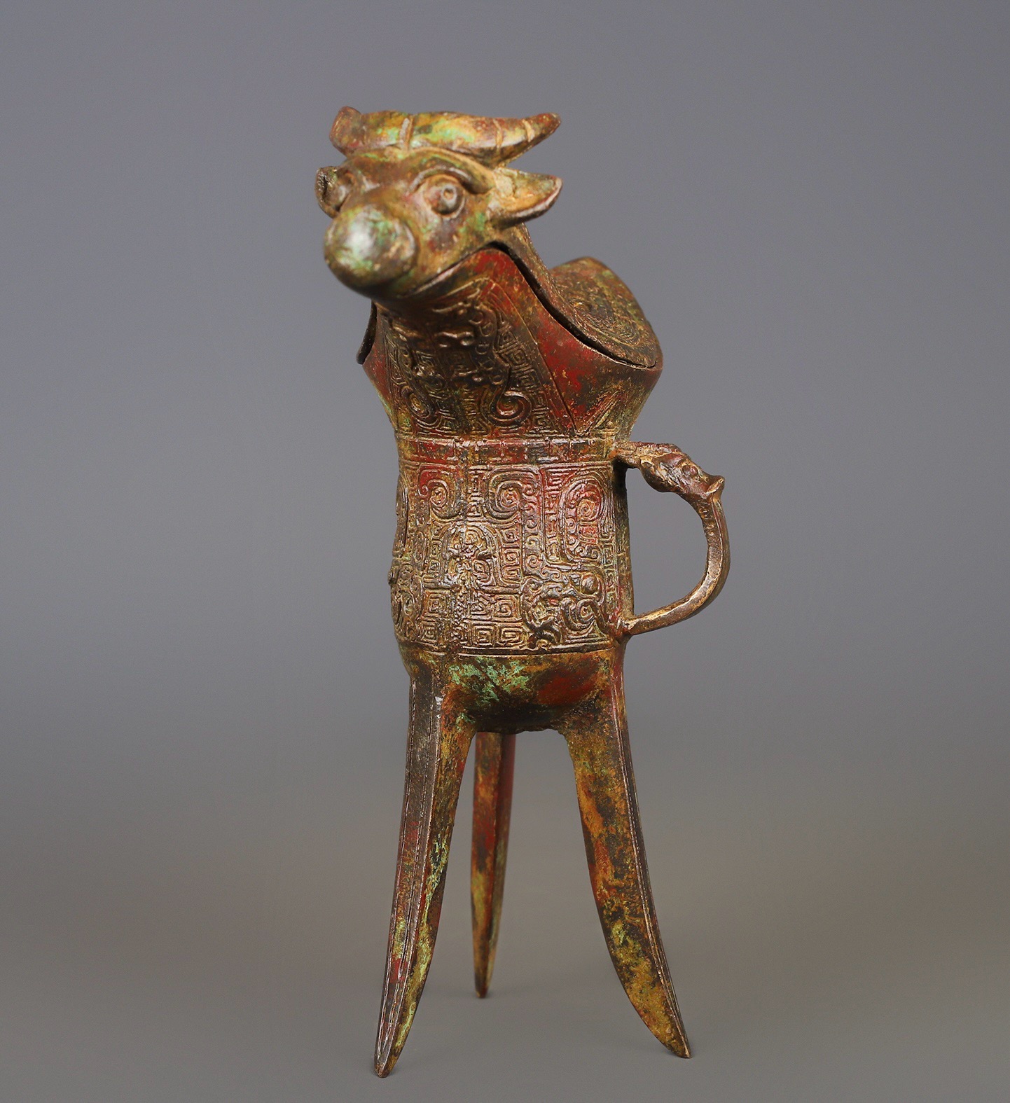 Zhou Dynasty Bronze Beast Head Cup