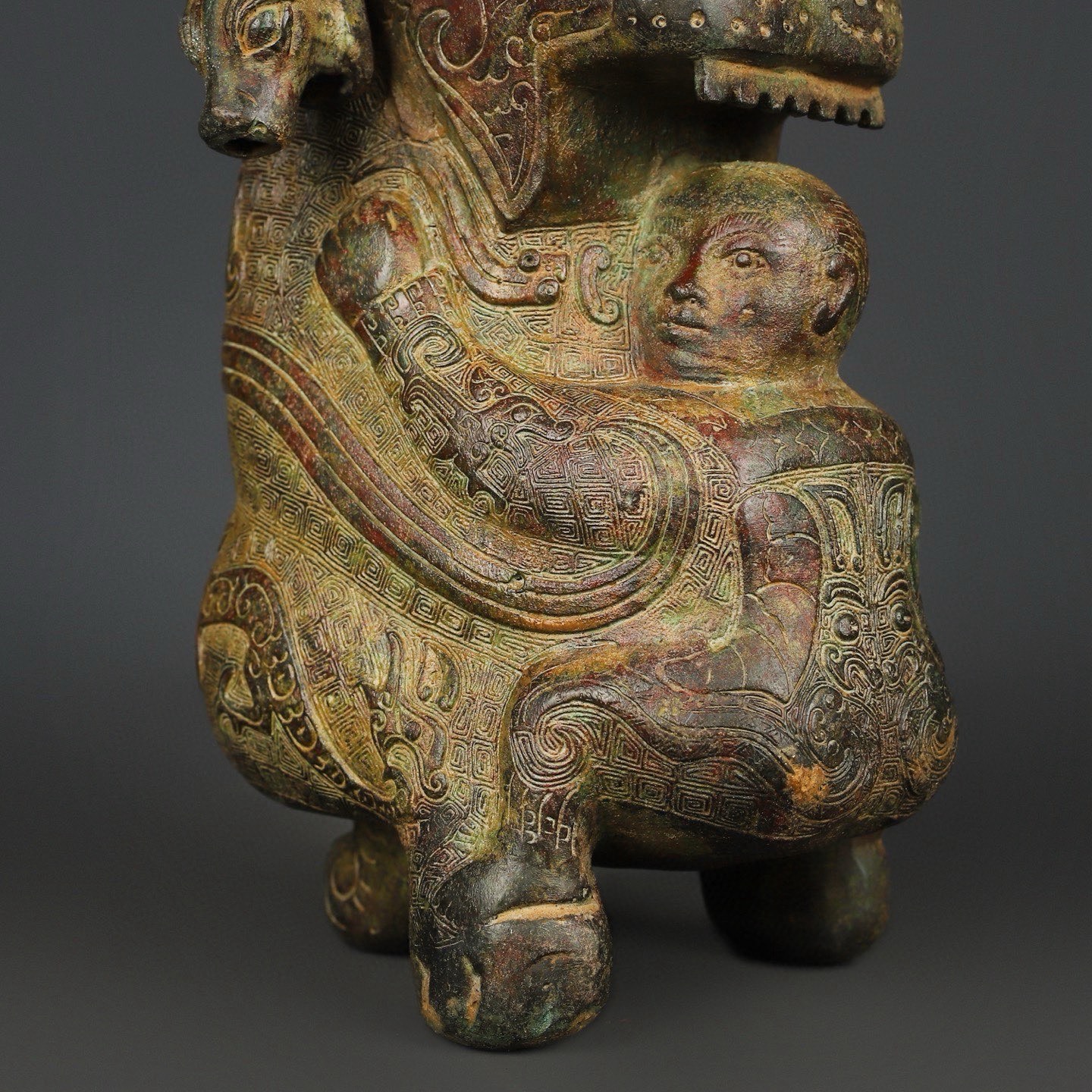 Zhou Dynasty Bronze Tiger Cannibal Lift