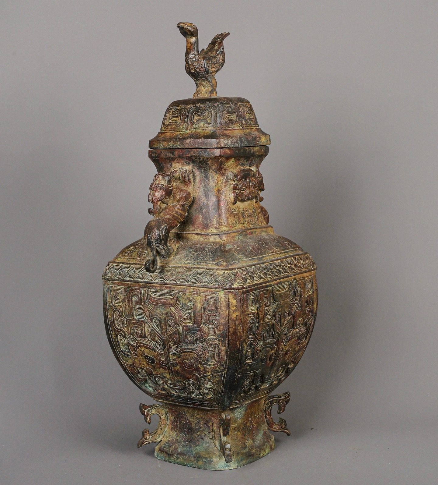 Zhou Dynasty Bronze Double Dragon Standing Bird Square Vase