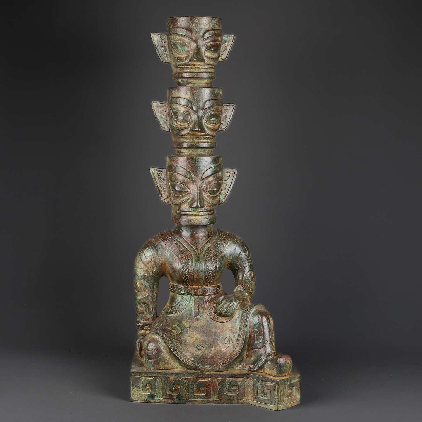 Sanxingdui Dynasty Bronze Three sided Figure