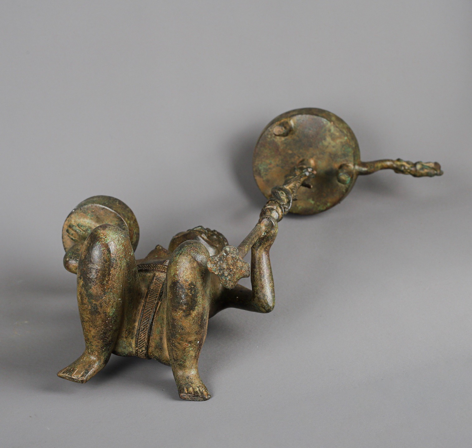 Han Dynasty Bronze kneeling lamp plate