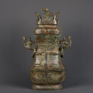 Zhou Dynasty Bronze Man Gong Standing Bird Square Vase