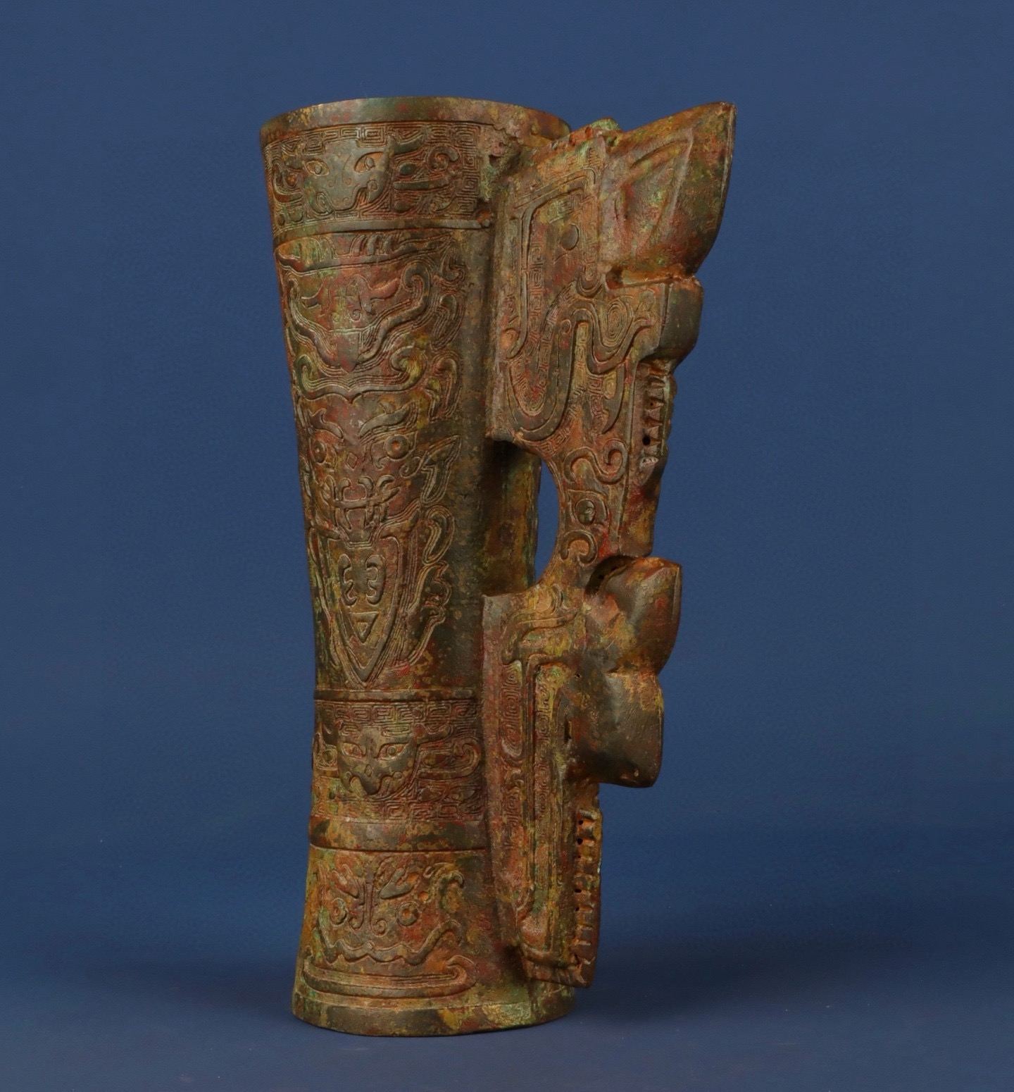 Zhou Dynasty Bronze Mangong Cup