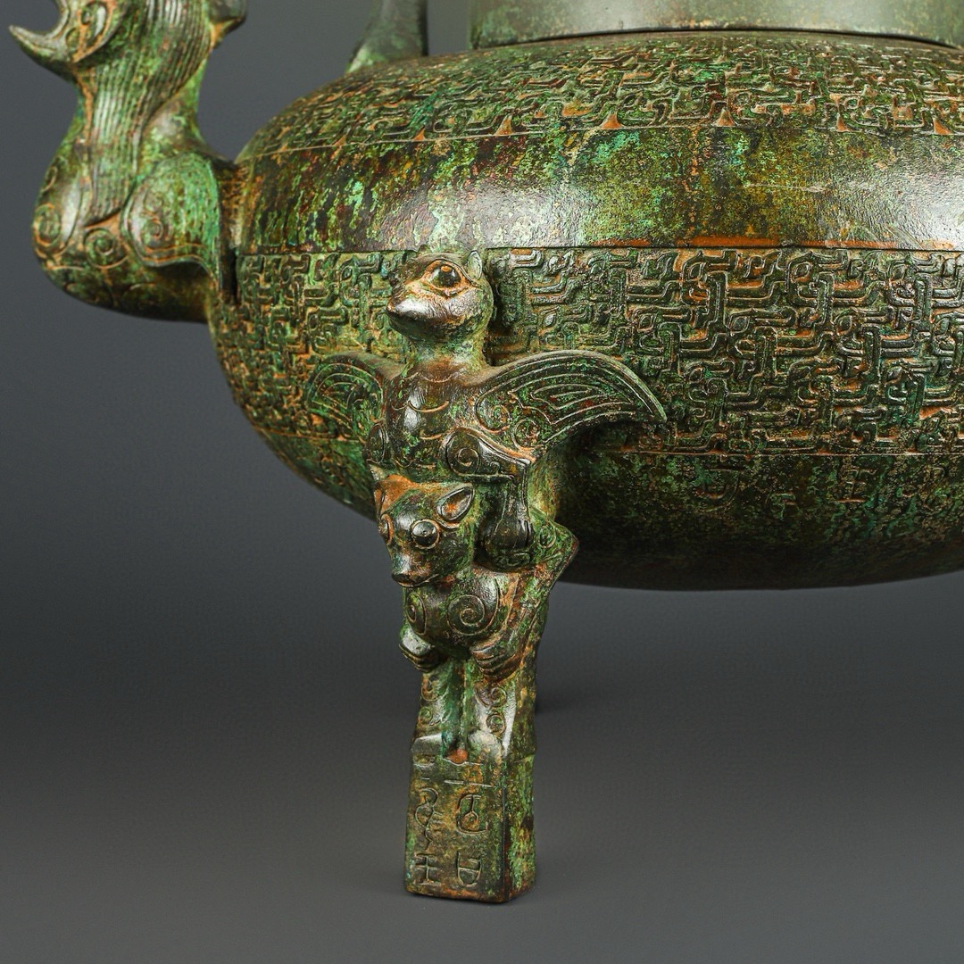 Zhou Dynasty Bronze Phoenix Bird Lift