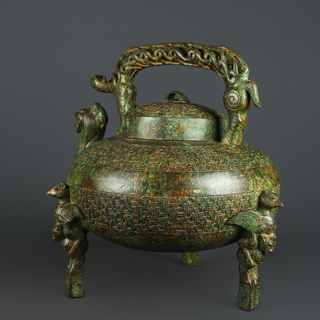 Zhou Dynasty Bronze Phoenix Bird Lift