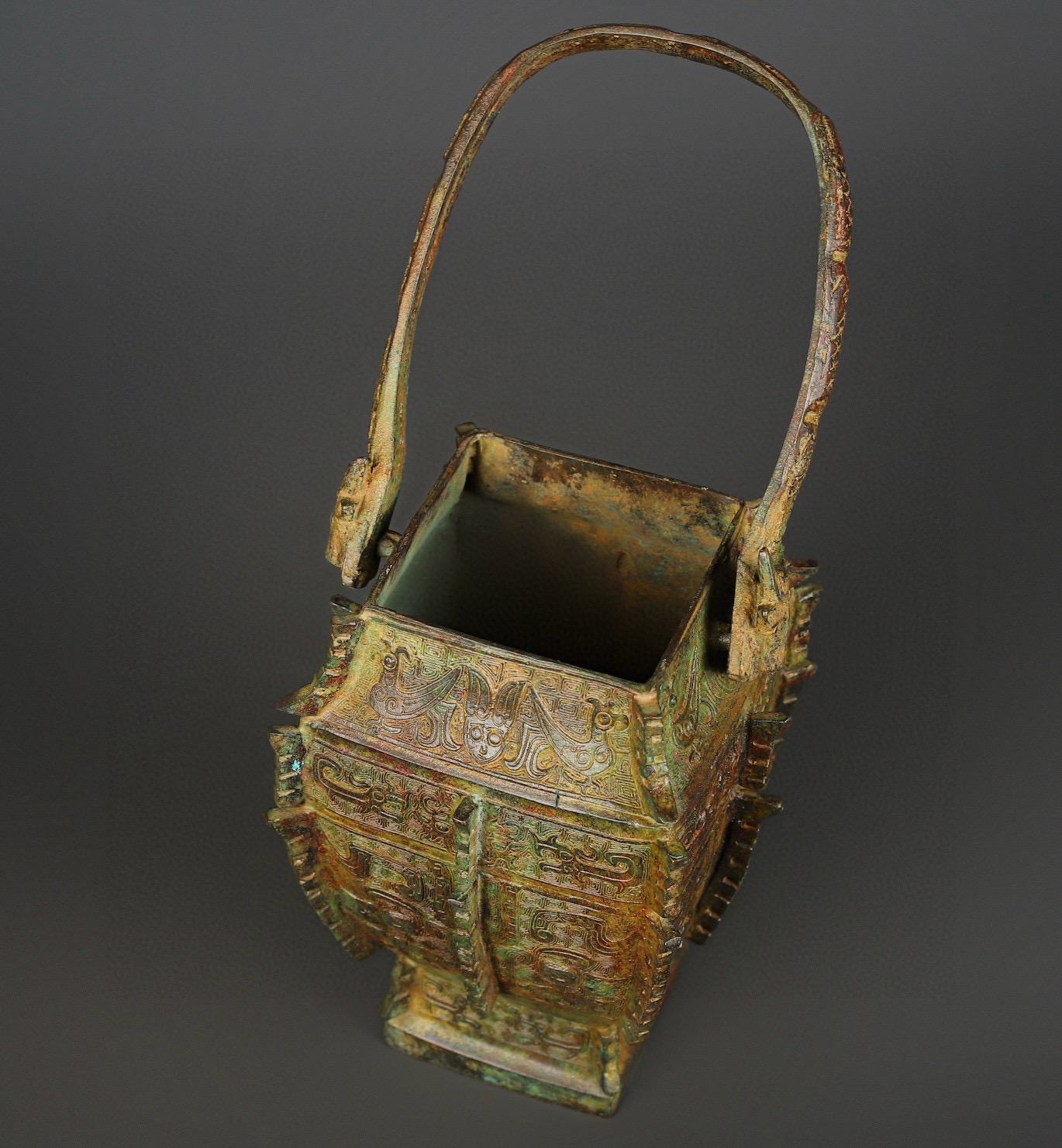 Zhou Dynasty Bronze square beam