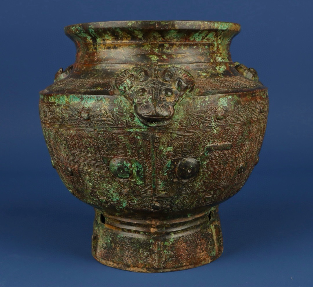 Zhou Dynasty Bronze Three Sheep Jar