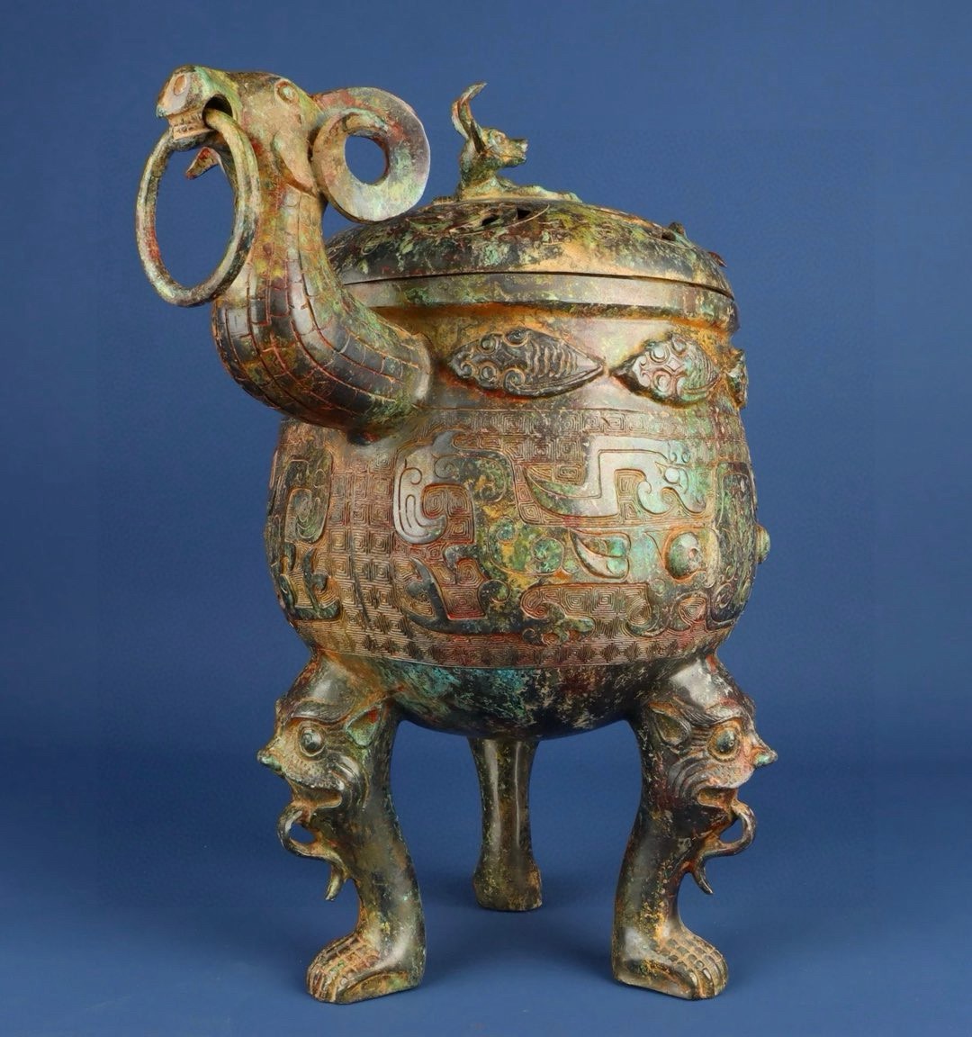 Han Dynasty Bronze Double Sheep Foot Furnace