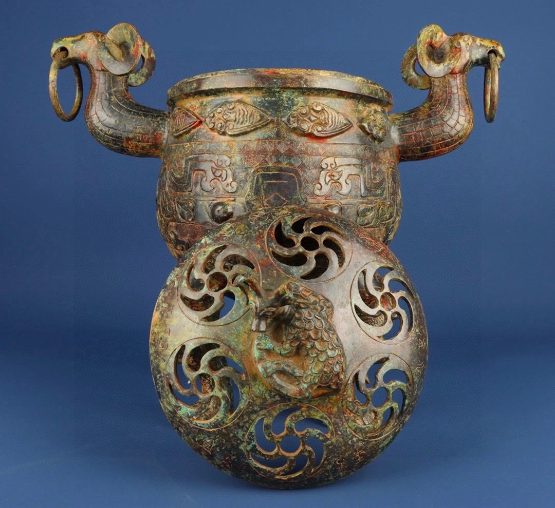 Han Dynasty Bronze Double Sheep Foot Furnace