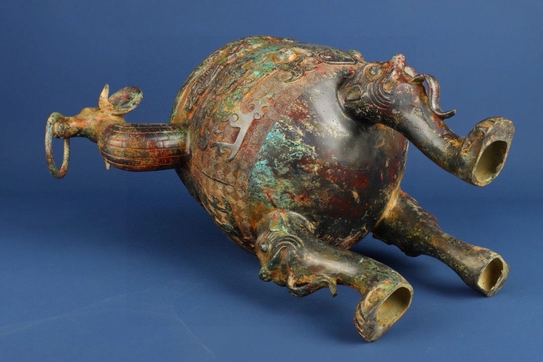 Han Dynasty Bronze Double Sheep Foot Furnace