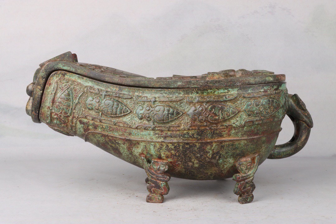 Zhou Dynasty Bronze with lid