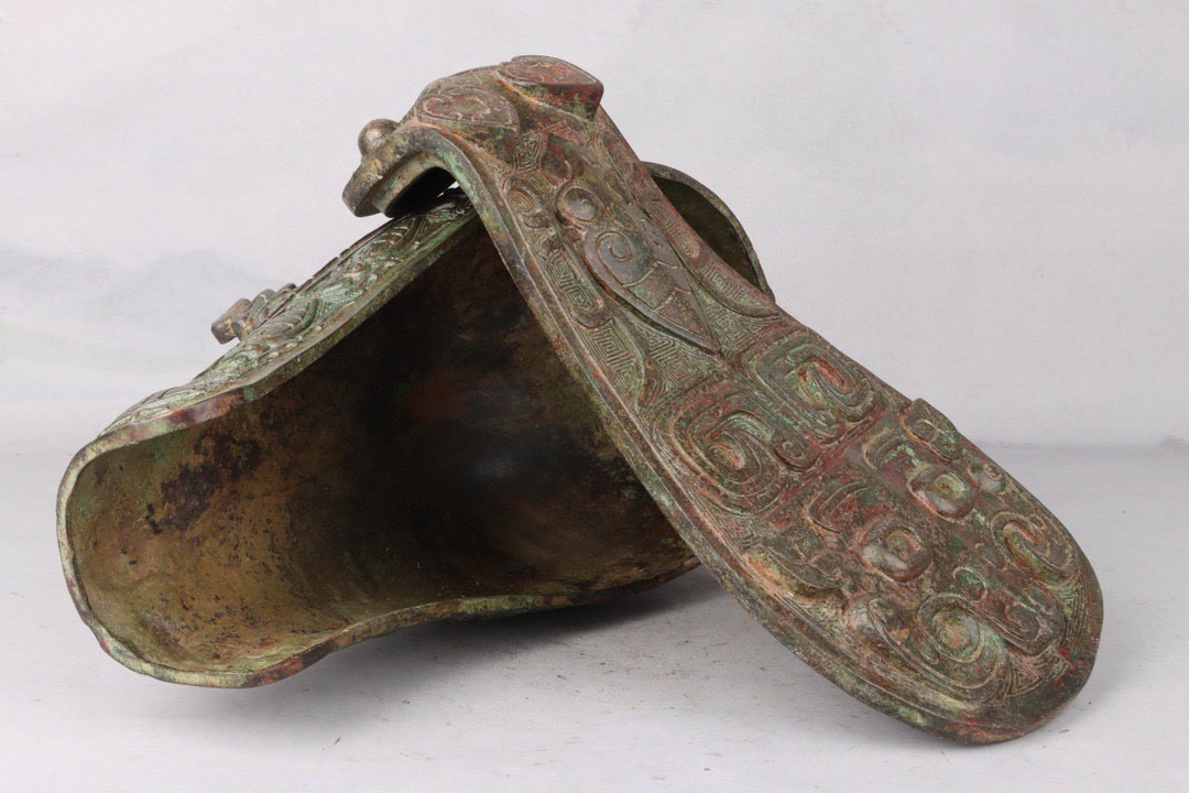 Zhou Dynasty Bronze with lid