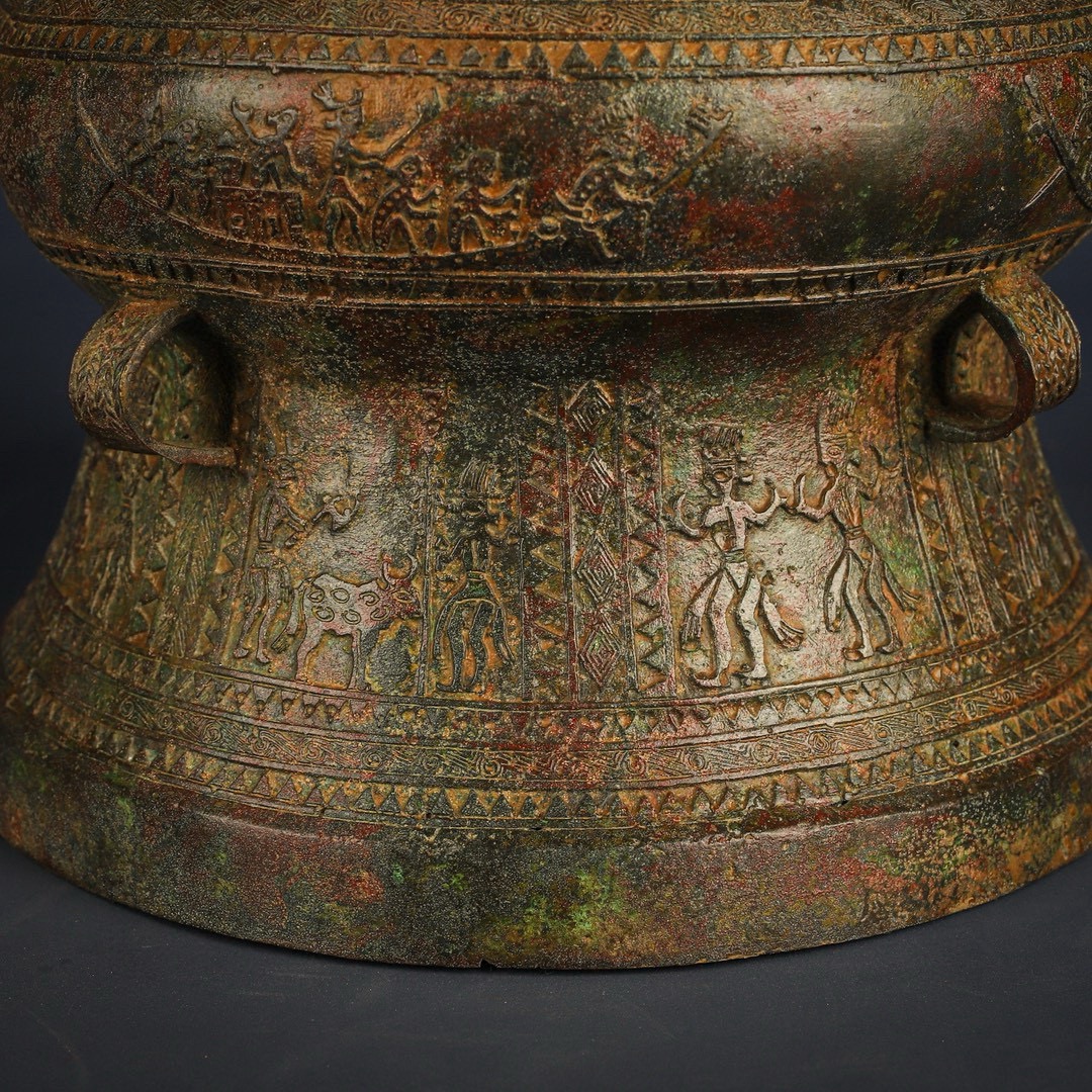 Zhou Dynasty Bronze Hunting Pattern Drum