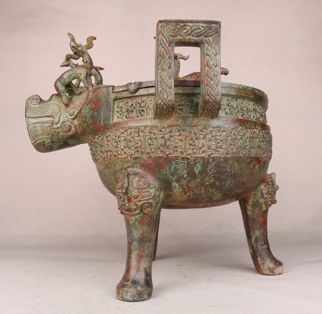 Zhou Dynasty Bronze Beast Head yi