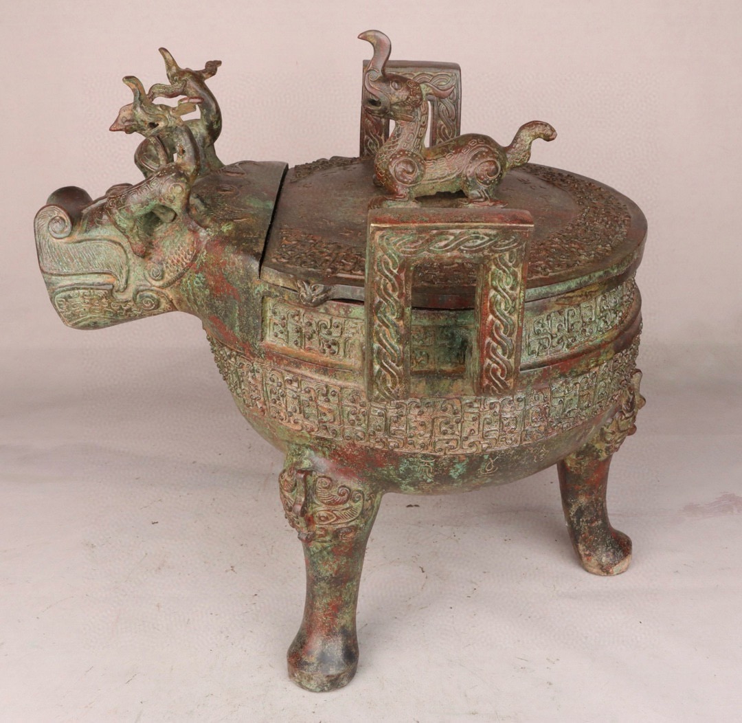 Zhou Dynasty Bronze Beast Head yi