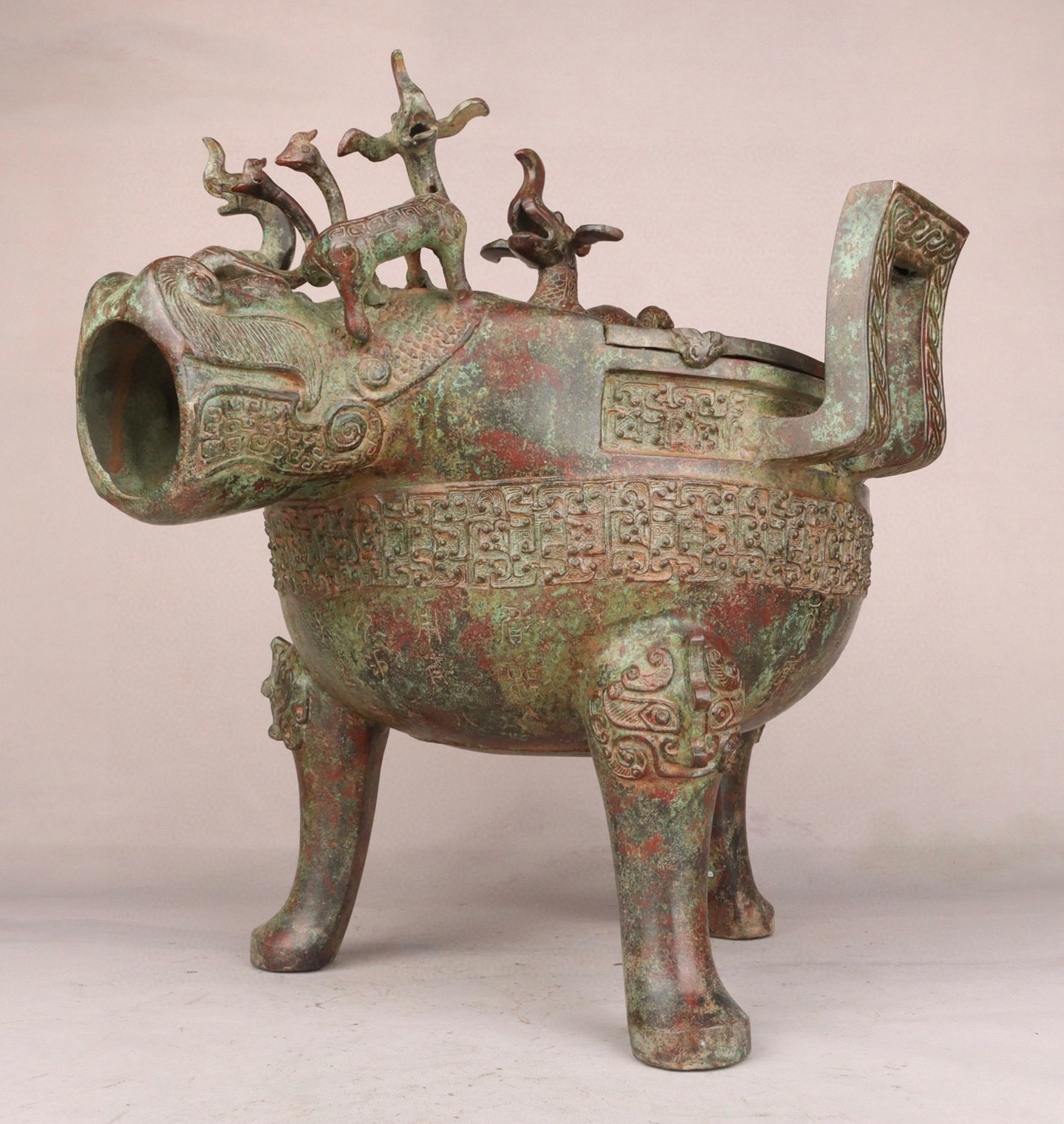 Zhou Dynasty Bronze Beast Head yi