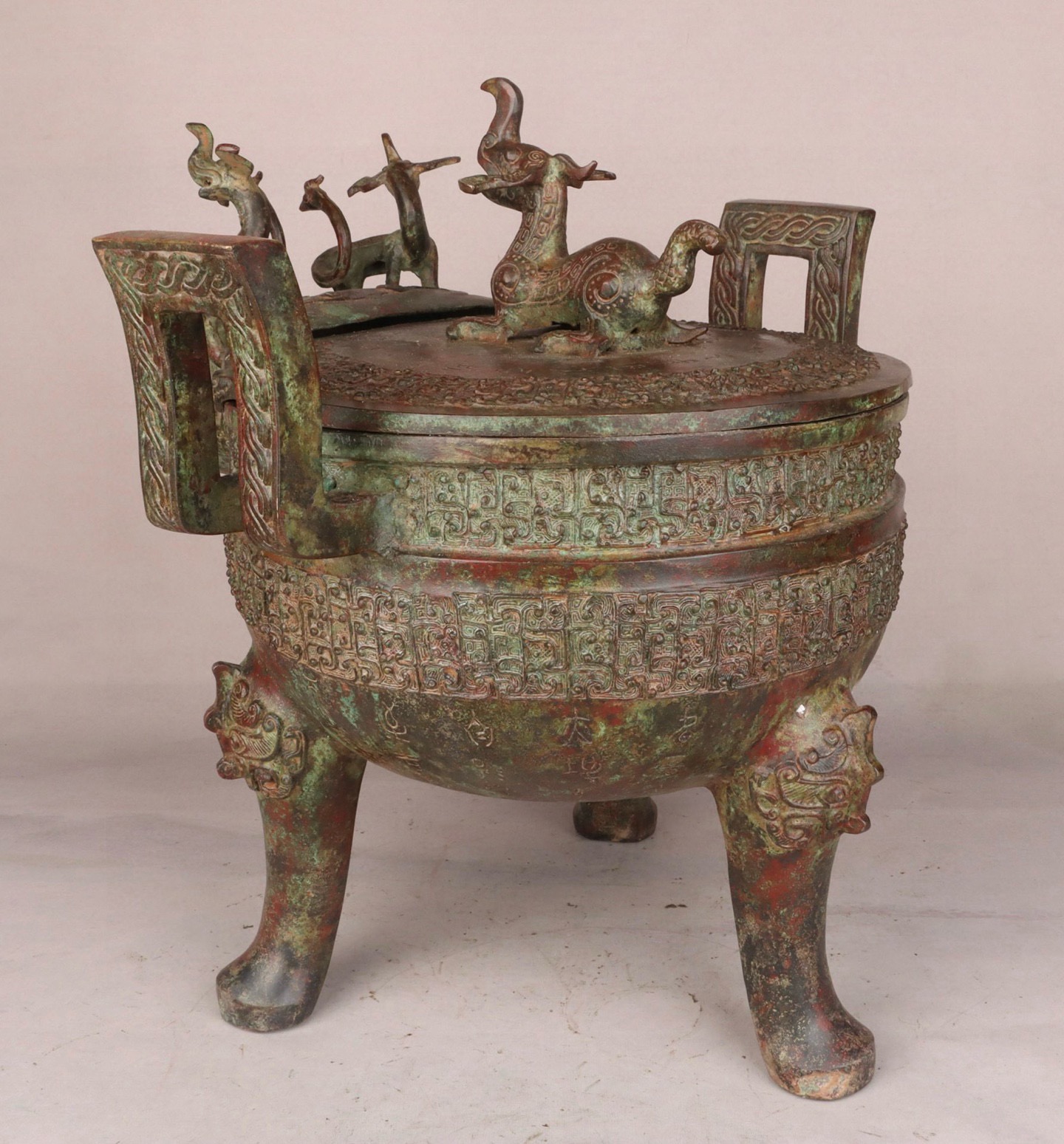 Zhou Dynasty Bronze Beast Head yi