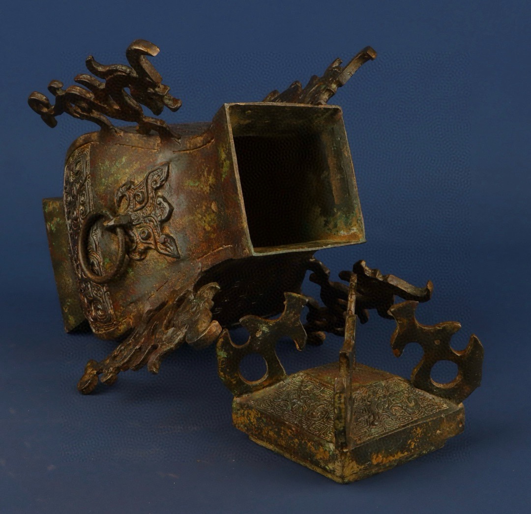 Han Dynasty Bronze square vase with four dragons inscription